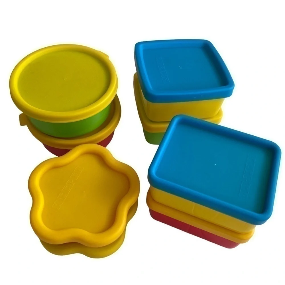 Mini containers set of 8